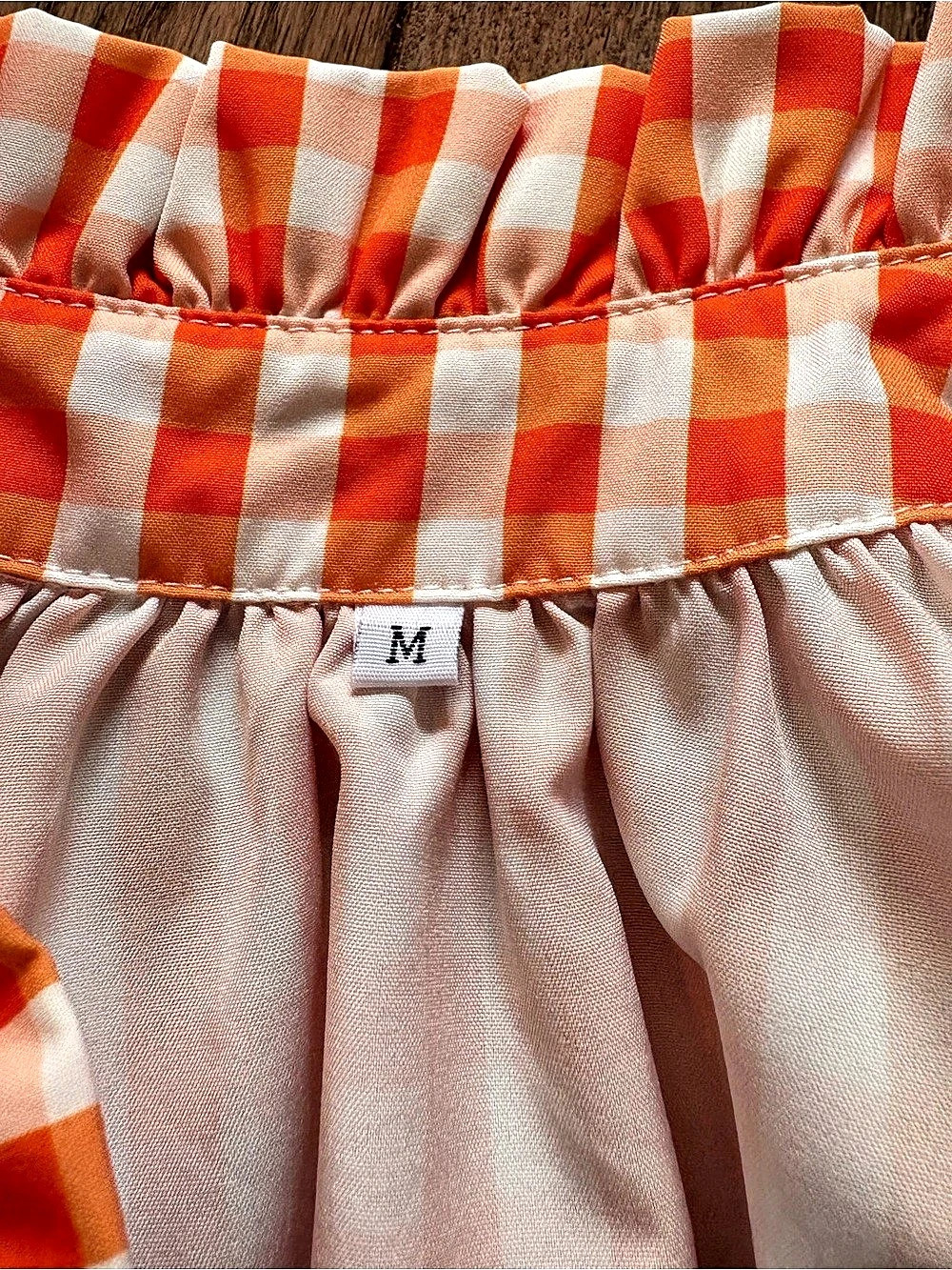Women’s Gingham Button Down Blouse in Orange & White Size Medium - Picture 3 of 5